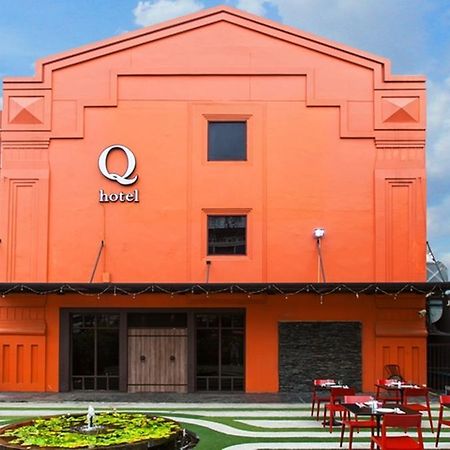 Q Hotel กรุงเทพมหานคร ภายนอก รูปภาพ