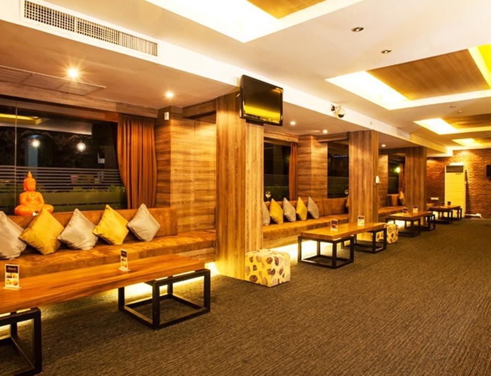 Q Hotel กรุงเทพมหานคร ภายนอก รูปภาพ