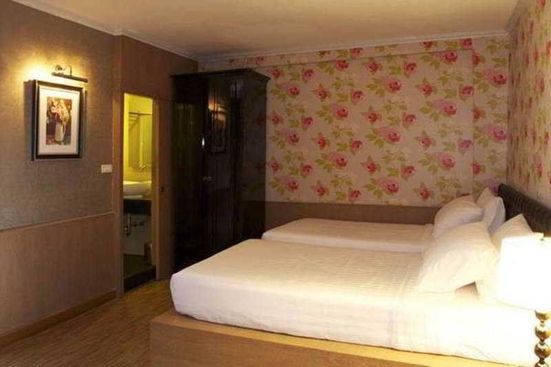 Q Hotel กรุงเทพมหานคร ภายนอก รูปภาพ