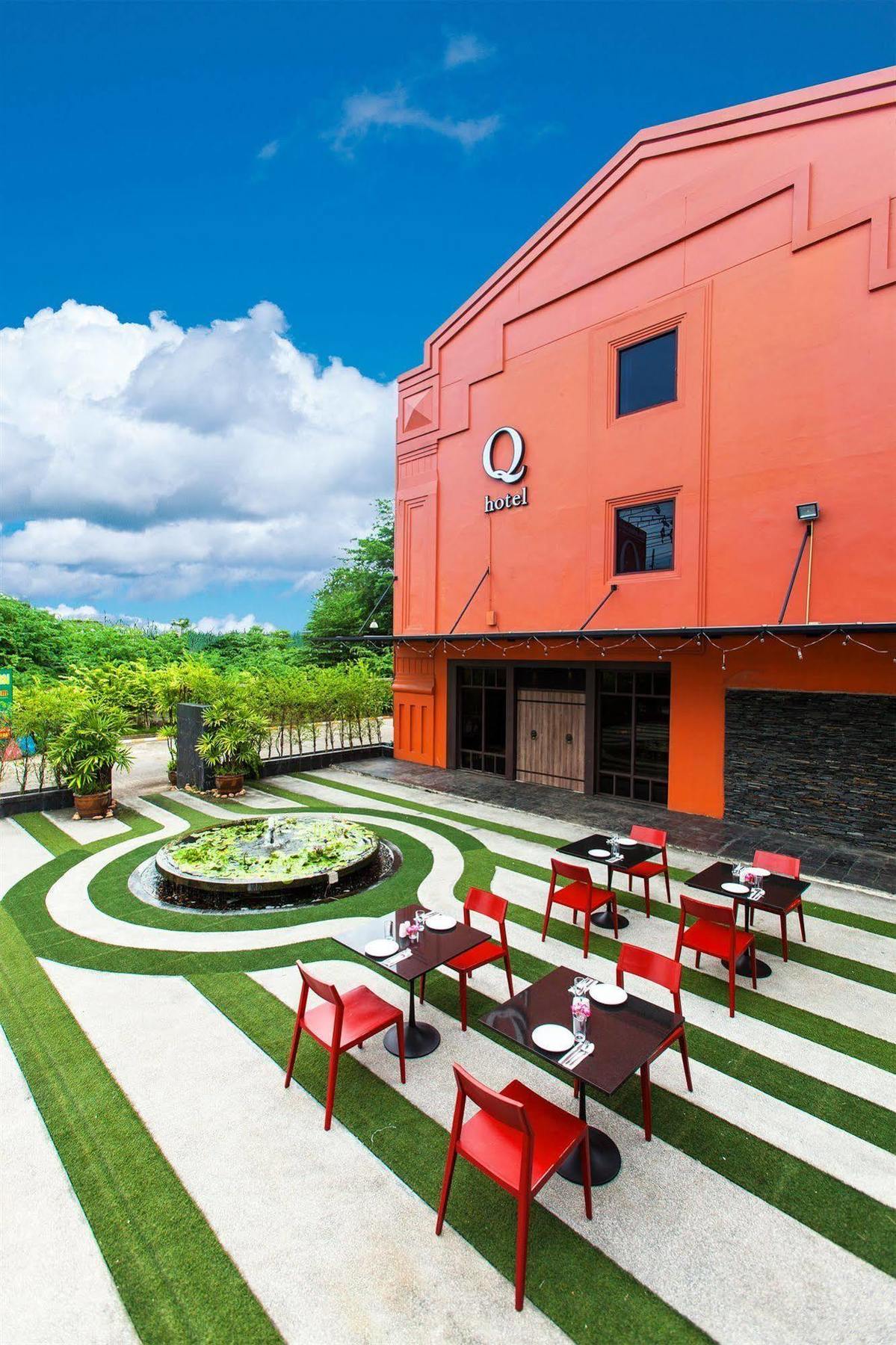 Q Hotel กรุงเทพมหานคร ภายนอก รูปภาพ