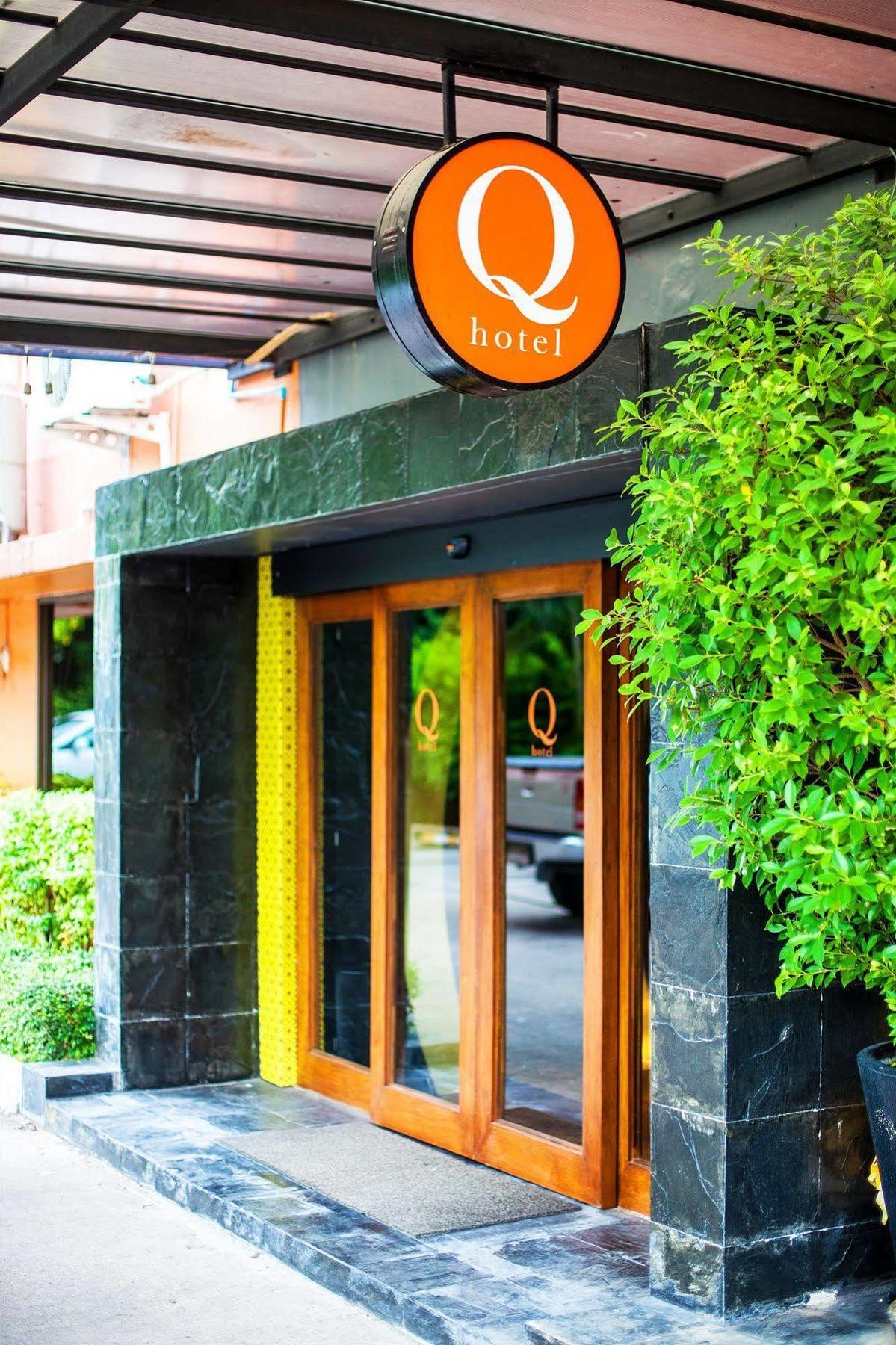 Q Hotel กรุงเทพมหานคร ภายนอก รูปภาพ